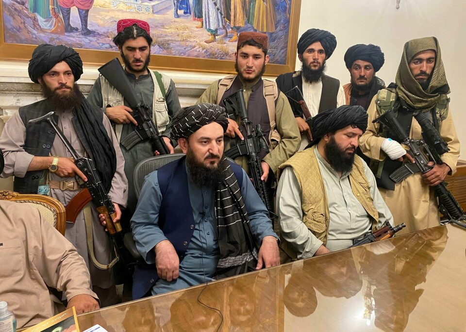 Taliban tok over presidentpalasset i Kabul 15. august. «Et statsbærende Taliban må ha statlige partnere», skriver Sverre Lodgaard. En rekke land har interesser i landet. Taliban tok over presidentpalasset i Kabul 15. august. «Et statsbærende Taliban må ha statlige partnere», skriver Sverre Lodgaard. En rekke land har interesser i landet.