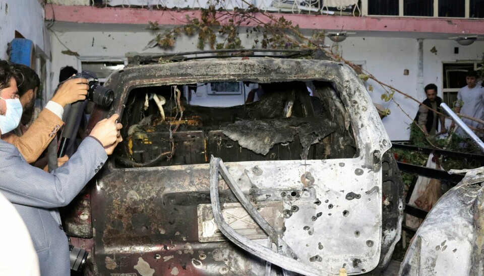 Et kjøretøy som skal ha blitt ødelagt i søndagens droneangrep i Kabul. Et kjøretøy som skal ha blitt ødelagt i søndagens droneangrep i Kabul. Foto: Khwaja Tawfiq Sediqi / AP / NTB