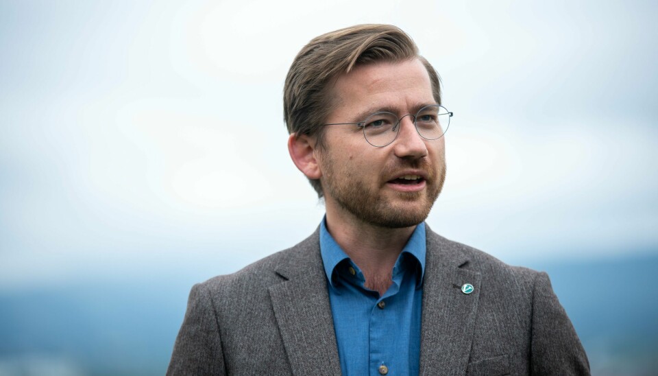 Klima- og miljøminister Sveinung Rotevatn (V) bodde i stortingsleilighet fra 2013 til 2017 mens han var folkeregistrert hjemme hos foreldrene i Eid. Klima- og miljøminister Sveinung Rotevatn (V) bodde i stortingsleilighet fra 2013 til 2017 mens han var folkeregistrert hjemme hos foreldrene i Eid. Foto: Annika Byrde / NTB