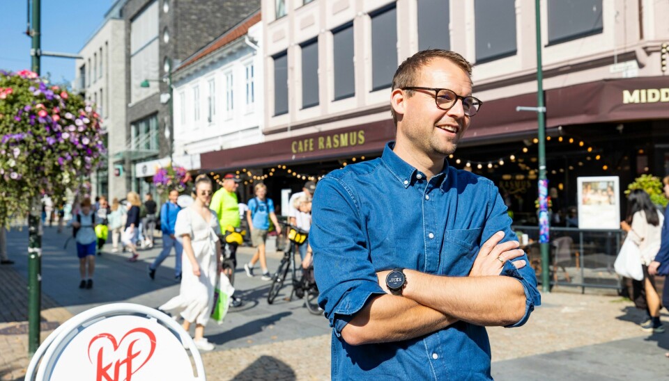 KrFs partileder Kjell Ingolf Ropstad sier til NRK at han ikke vil betale tilbake den økonomiske fordelen han fikk av å være folkeregistrert hos foreldrene i Agder. KrFs partileder Kjell Ingolf Ropstad sier til NRK at han ikke vil betale tilbake den økonomiske fordelen han fikk av å være folkeregistrert hos foreldrene i Agder. Foto: Tor Erik Schrøder / NTB