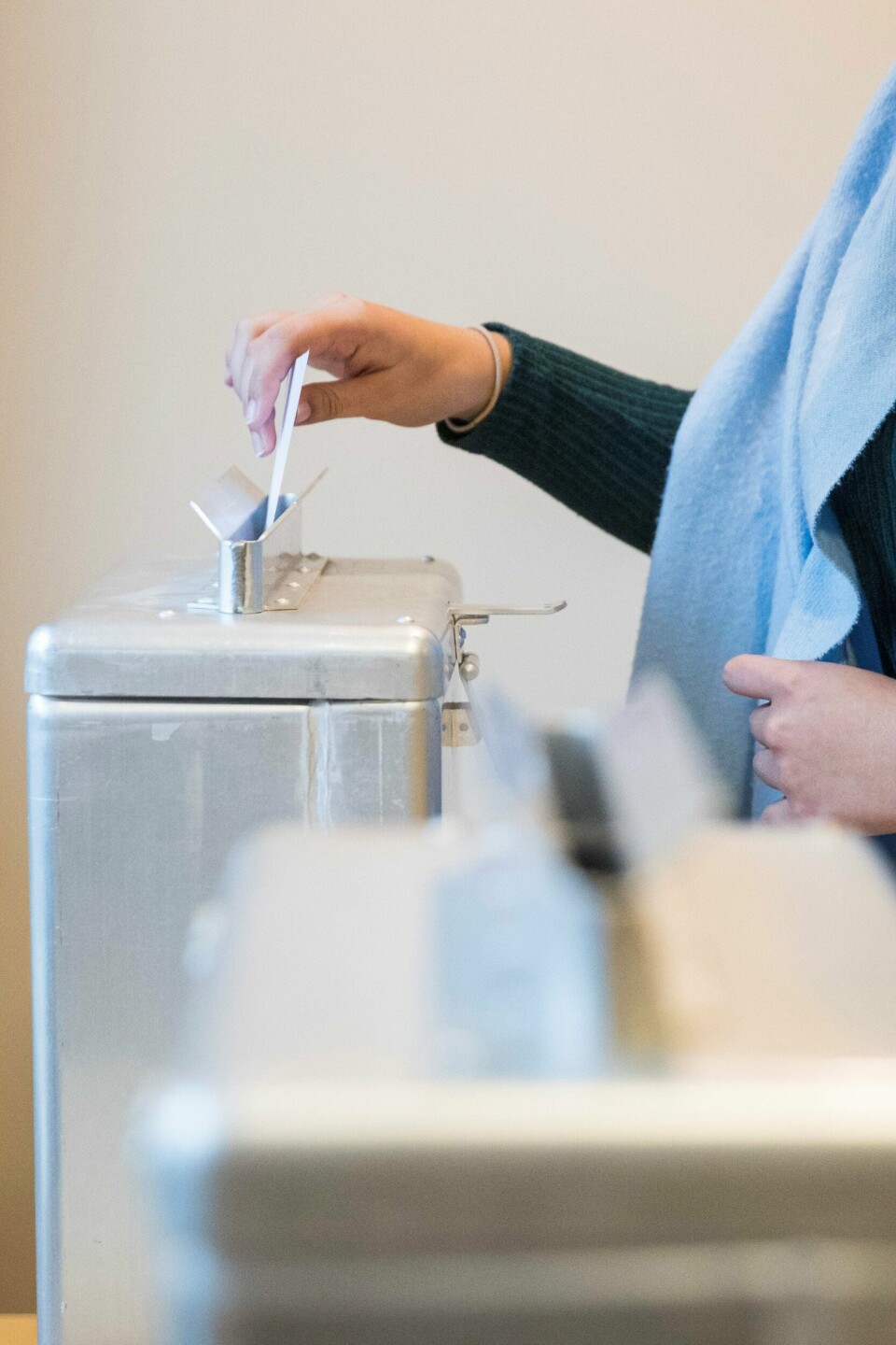 Til alle valgkampmedarbeidere i alle partier: tusen takk for innsatsen gjennom årets valgkamp! Nå kan dere slappe av litt, feire eller sørge over valgresultatet og klappe dere selv på skuldrene, skriver SVs Eirik Faret Sakariassen. Til alle valgkampmedarbeidere i alle partier: tusen takk for innsatsen gjennom årets valgkamp! Nå kan dere slappe av litt, feire eller sørge over valgresultatet og klappe dere selv på skuldrene, skriver SVs Eirik Faret Sakariassen.