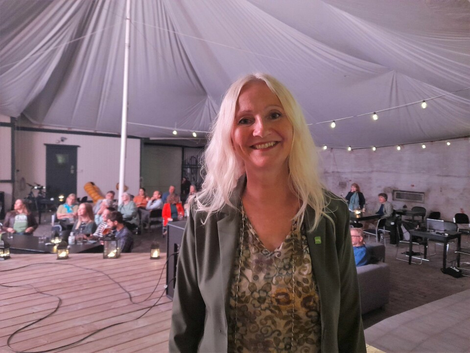 – Kommer jeg inn, så skal jeg jobbe for grønn industri i Østfold. Det, sammen med naturen vår, matjorda vår og Oslofjorden, er de fire viktigste sakene for meg, sier Benedicte Lund (MDG) Benedicte Lund (MDG østfold) på valgvake 2021