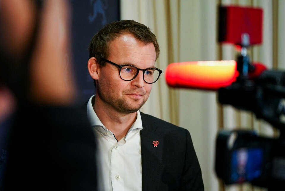 KrF-leder Kjell Ingolf Ropstad skal møte pressen i Regjeringskvartalet i Oslo lørdag etter skatteavsløringen.Foto: Ali Zare / NTB Kjell Ingolf Ropstad møtte fredag pressen for å snakke om boligsaken. Foto: Ali Zare / NTB