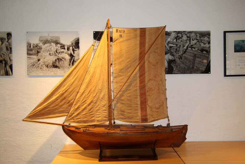 Hvalerskøyta «Arnt Otto» bygges etter en modell utlånt av Marinemuseet i Horten. Hvalerskøyta «Arnt Otto» bygges etter en modell utlånt av Marinemuseet i Horten.