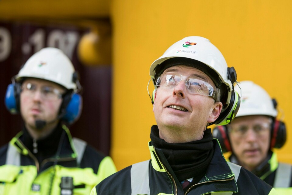 Olje- og energiminister Terje Søviknes (Frp), her avbildet etter den offisielle åpningen av Ivar Aasen-feltet, feilnformerte Stortinget i et skriftlig svar. Det er brudd på statsrådenes opplysningsplikt overfor Stortinget som følger av paragraf 82 av Grunnloven.