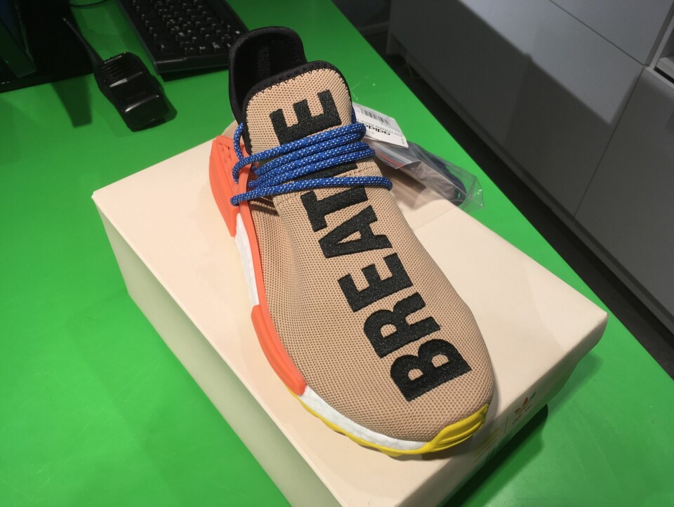 Den beige utgaven er den Pharrell selv bruker mest. Den beige utgaven er den Pharrell selv bruker mest.