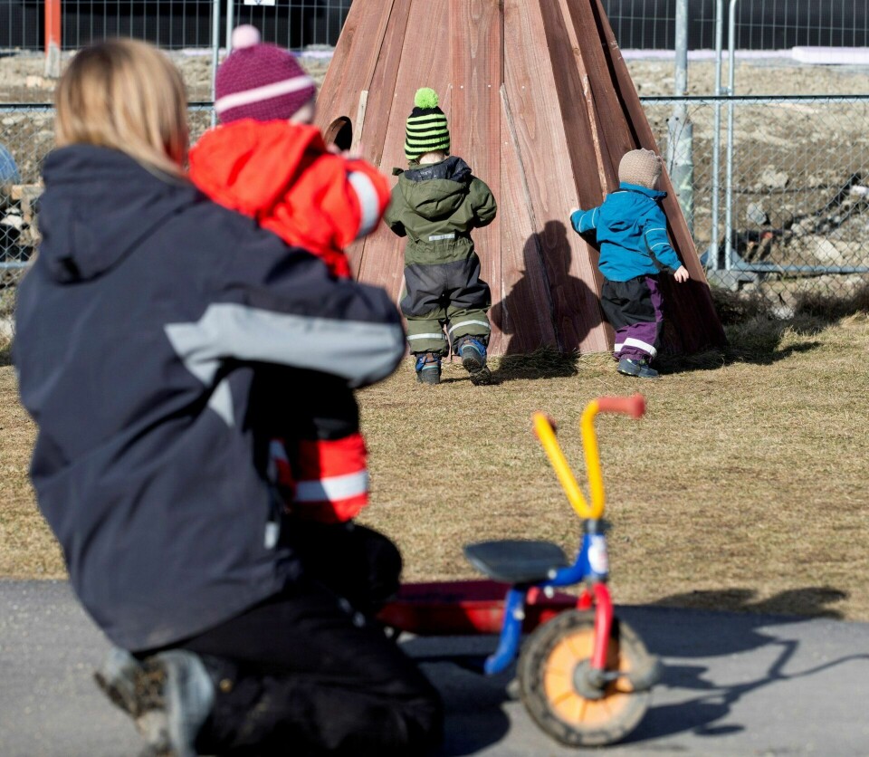 DIALOG: Når det har blitt en personlig risiko å være en engasjert forelder, er ikke lovpålagte foreldremøter første steg å gå i Oslo kommune, skriver innleggsforfatteren. FOTO: GORM KALLESTAD/NTB SCANPIX