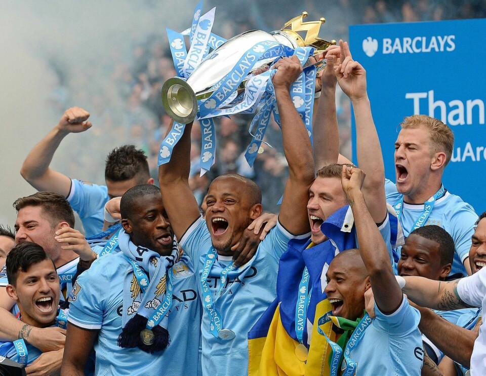 PREMIER LEAGUE: Manchester City kan styrke sine aksjer i pokalen om United taper sin kamp mot Arsenal. Sist City vant ligamesterskapet var i 2014. FOTO: ANDREW YATES/NTB SCANPIX