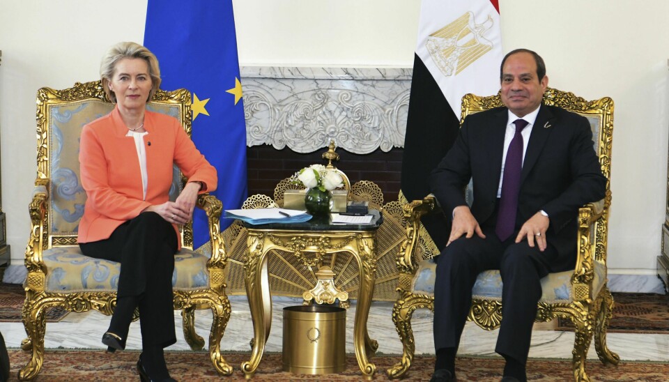 EU-kommisjonens leder Ursula von der Leyen var søndag i Kairo der hun møtte Egypts president Abdel Fattah al-Sisi. EU-kommisjonens leder Ursula von der Leyen var søndag i Kairo der hun møtte Egypts president Abdel Fattah al-Sisi. Foto: Egypts presidentkontor / AP / NTB