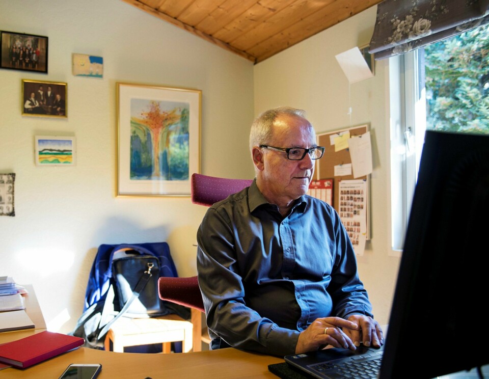 Folkevalgte bør være lett tilgjengelige for velgerne, mener Ivar Johansen. Han har selv bidratt til dette i og med opprettelsen av «folkevalgtbasen.ivarjohansen.no». – Men det bør ikke være sånn at folk må gå til en privat side for å finne denne informasjonen, sier Johansen. FOTO: Frøydis Falch Urbye