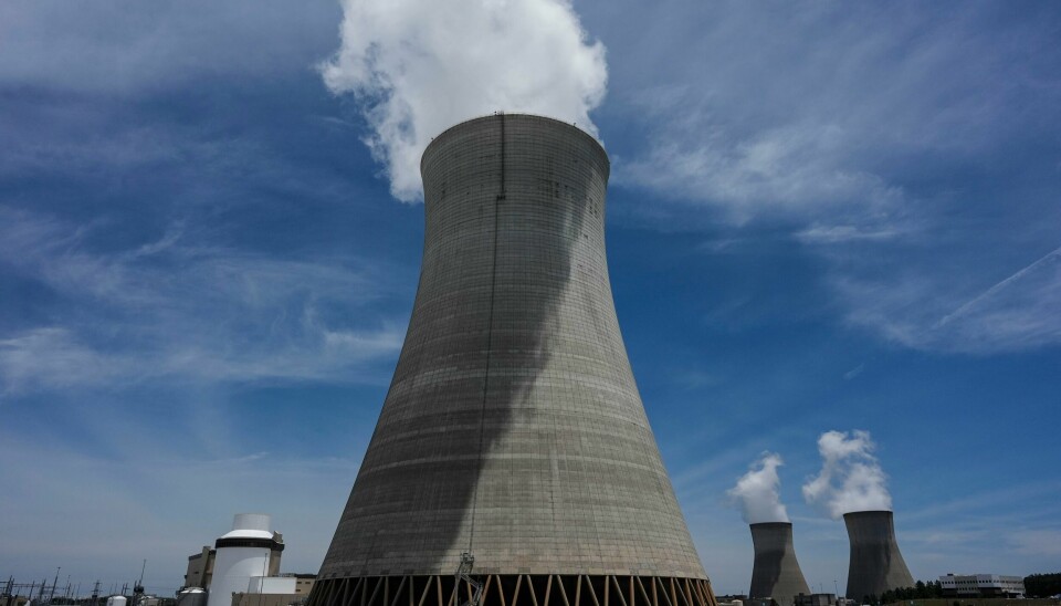 Et av kjøletårnene ved Alvin W. Vogtle-kraftverket i delstaten Georgia i USA, det største kjernekraftverket i landet. Et av kjøletårnene ved Alvin W. Vogtle-kraftverket i delstaten Georgia i USA, det største kjernekraftverket i landet. Foto: Mike Stewart / AP / NTB