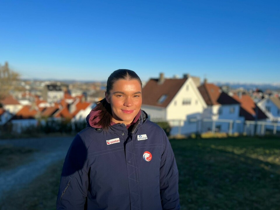 Kristina Sirum Novak liker å si at hun er fra Stavanger, men er egentlig fra Sandnes. Kristina Sirum Novak