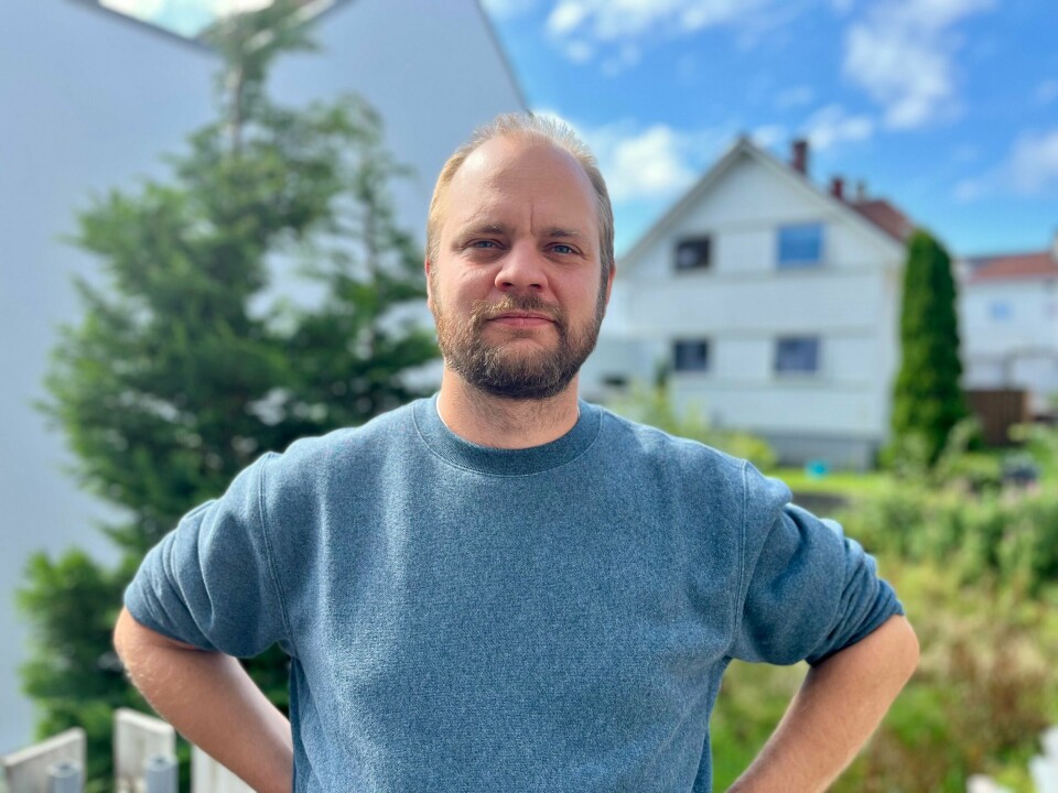 Mímir Kristjánsson (R) er ikke fornøyd med at Høyre «truer» med å fjerne gratis skolemat og gratis SFO. Sissel Knutsen Hegdag (H) er ikke i mot skolemat, men er skeptisk til en politikerstyrt, standardisert skolematordning Stortingsrepresentant Mímir Kristjánsson (R)