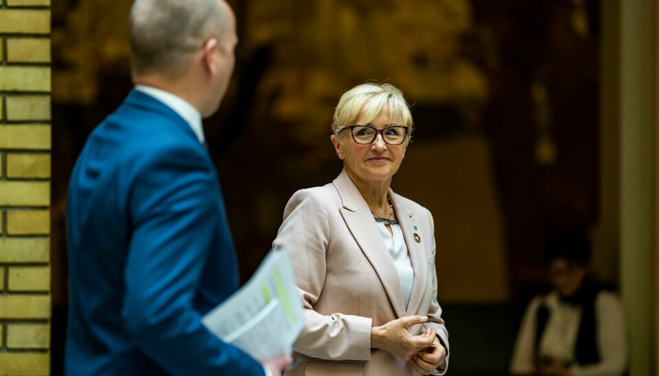 Da Liv Signe Navarsete etterlot seg et splittet parti, var Trygve Slagsvold Vedum den perfekte kandidaten til å dempe gemyttene. Og der ligger kanskje en kime til Senterpartiets fall, skriver vår kommentator. Da Liv Signe Navarsete etterlot seg et splittet parti, var Trygve Slagsvold Vedum den perfekte kandidaten til å dempe gemyttene. Og der ligger kanskje en kime til Senterpartiets fall, skriver vår kommentator.