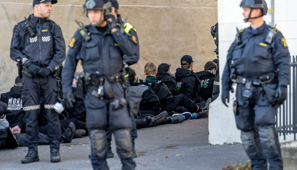 30–40 demonstranter ble anholdt under nynazistdemonstrasjonen i Oslo lørdag. Arresterte