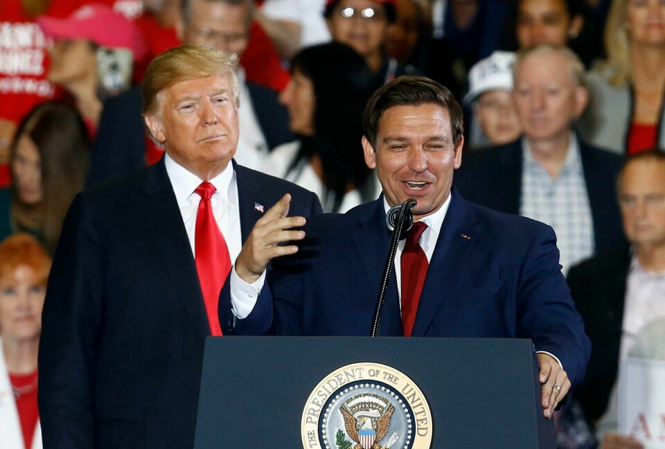 Donald Trump og Ron DeSantis var en gang allierte, som her i 2018 da Trump støttet DeSantis i Florida. Nå er det sannsynlig at de to vil være rivaler i en republikansk nominasjonskamp. Donald Trump og Ron DeSantis var en gang allierte, som her i 2018 da Trump støttet DeSantis i Florida. Nå er det sannsynlig at de to vil være rivaler i en republikansk nominasjonskamp.