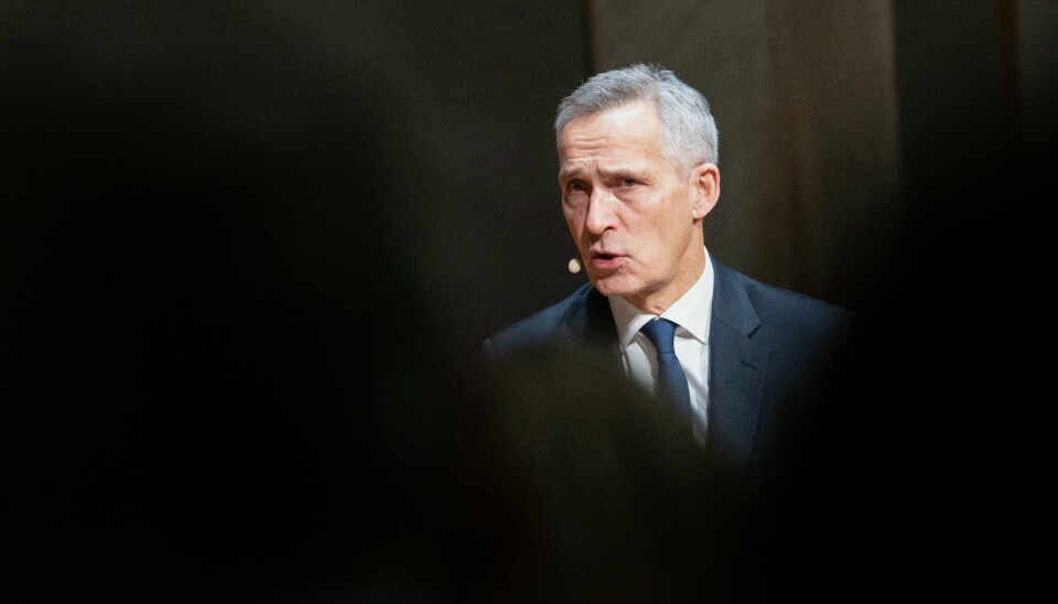Generalsekretær i NATO Jens Stoltenberg holder foredraget om Russland, Ukraina og Natos sikkerhets-politiske utfordringer under Civitafrokost i Universitetets aula. Generalsekretær i NATO Jens Stoltenberg holder foredraget om Russland, Ukraina og Natos sikkerhets-politiske utfordringer under Civitafrokost i Universitetets aula. et.
