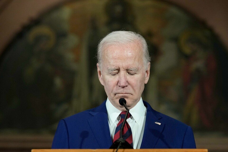 USAs president Joe Biden under en minnemarkering for ofre for masseskytinger onsdag kveld. USAs president Joe Biden under en minnemarkering for ofre for masseskytinger onsdag kveld. Foto: Susan Walsh / AP / NTB
