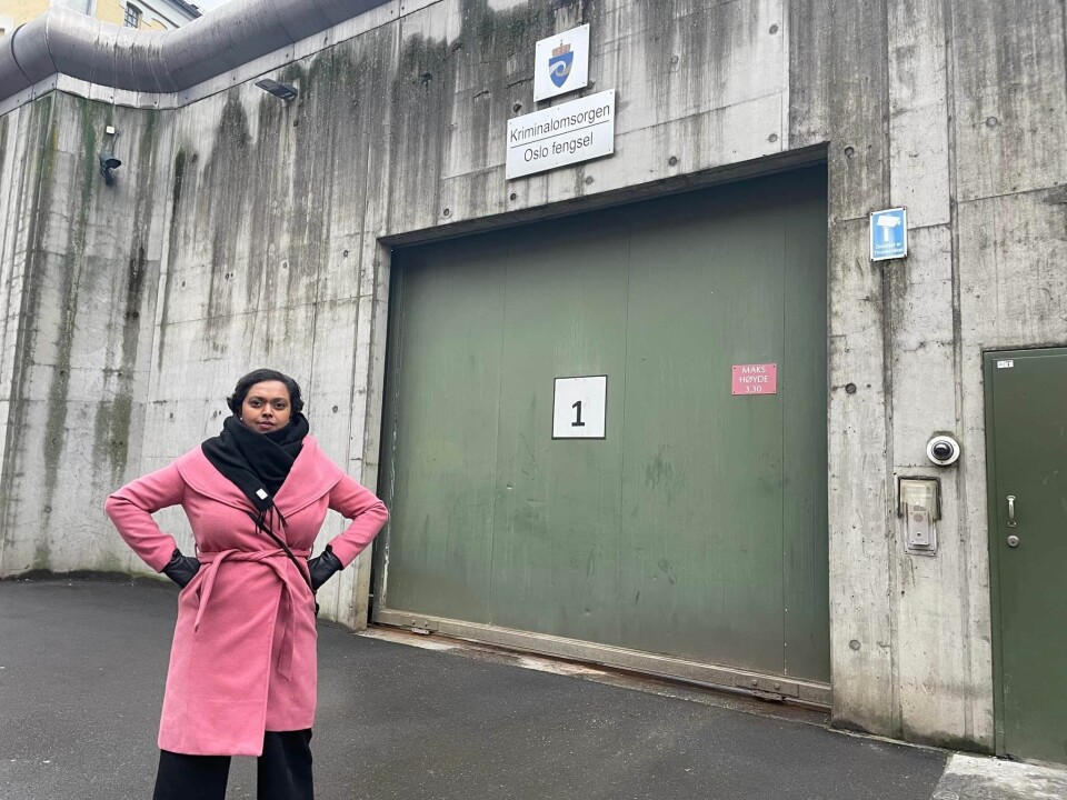 Stortingsrepresentant Kamzy Gunaratnam (Ap) på besøk i Oslo fengsel. Stortingsrepresentant Kamzy Gunaratnam (Ap) på besøk i Oslo fengsel.