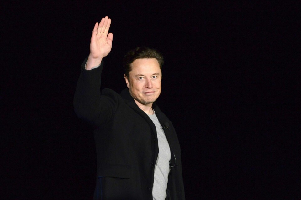 Elon Musk har igjen solgt Tesla-aksjer for flere milliarder. Elon Musk har igjen solgt Tesla-aksjer for flere milliarder. Foto: Miguel Roberts / The Brownsville Herald / AP / NTB