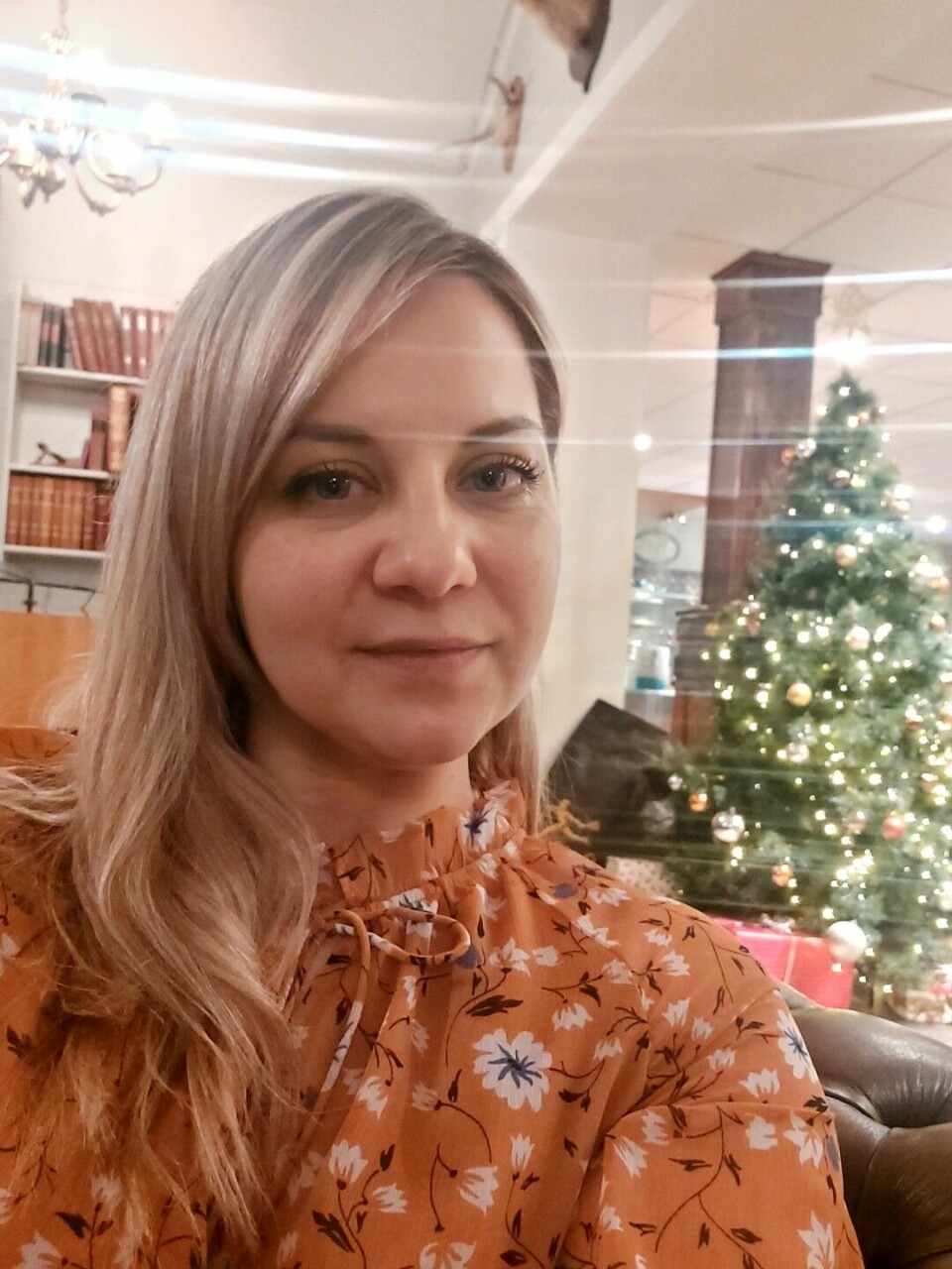 Ukrainske Anna Yuzva gledet seg til å feire jul hjemme hos Roar Paulsrud i år. Ukrainske Anna Yuzva gleder seg til å feire jul hjemme hos Roar Paulsrud i år.