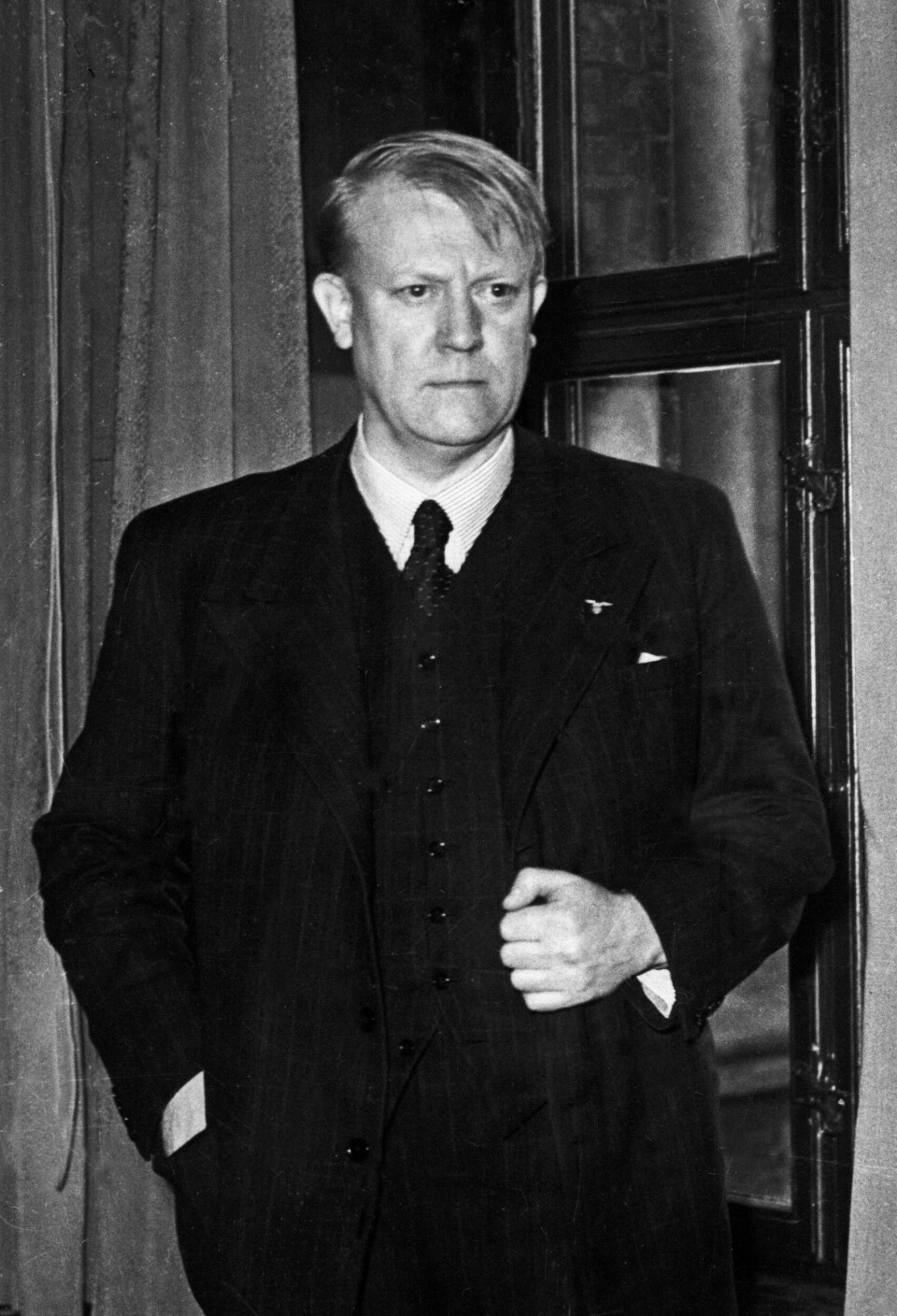 Vidkun Quisling mottar pressen i Stortinget i 1940. Vidkun Quisling mottar pressen i Stortinget i 1940.