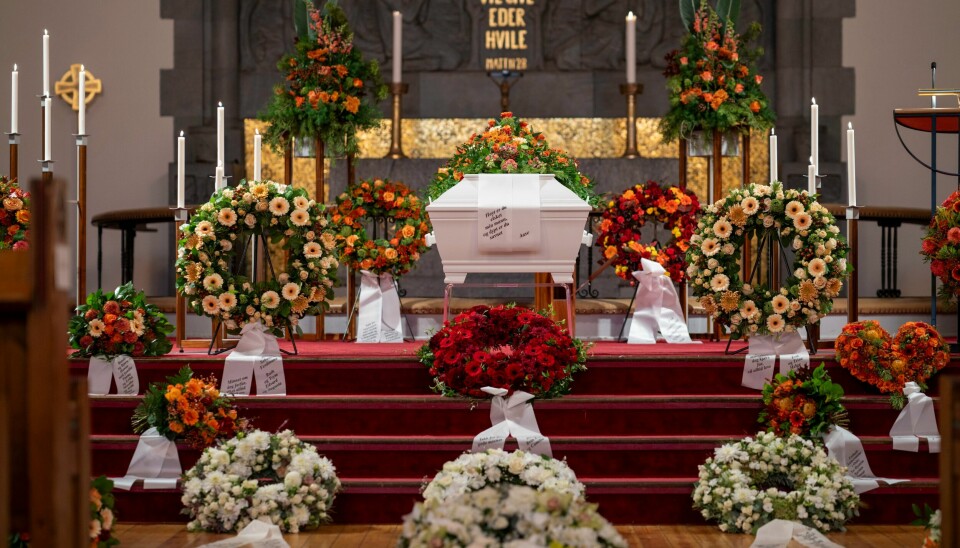 Nobelinstituttets tidligere direktør Geir Lundestad bisettes fra Frogner kirke. Nobelinstituttets tidligere direktør Geir Lundestad bisettes fra Frogner kirke.Foto: Cornelius Poppe / NTB