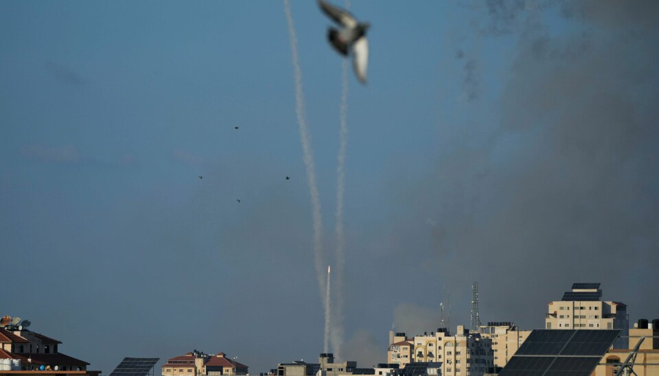 USA, Egypt og Israel diskuterer mulighetene for å sikre trygg vei ut av Gazastripen for sivile. USA, Egypt og Israel diskuterer mulighetene for å sikre trygg vei ut av Gazastripen for sivile. Foto: Hatem Moussa / AP / NTB