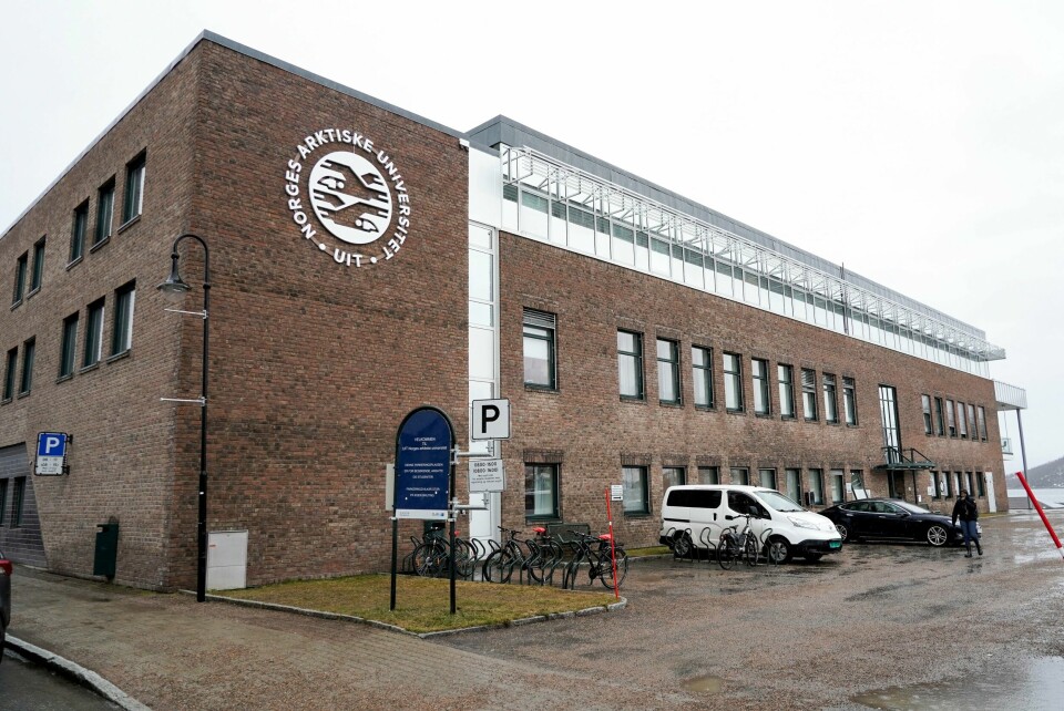 På UiT Norges arktiske universitet skal hårprøver fra studenter bidra til å opplyse forskerne om stressnivået blant studenter. På UiT Norges arktiske universitet skal hårprøver fra studenter bidra til å opplyse forskerne om stressnivået blant studenter. Foto: Terje Pedersen / NTB