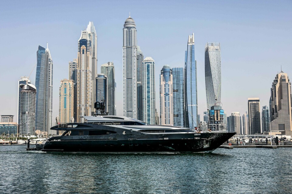 Dubai Marina Beach - en tumleplass for de rike. Dubai Marina Beach - en tumleplass for de rike.