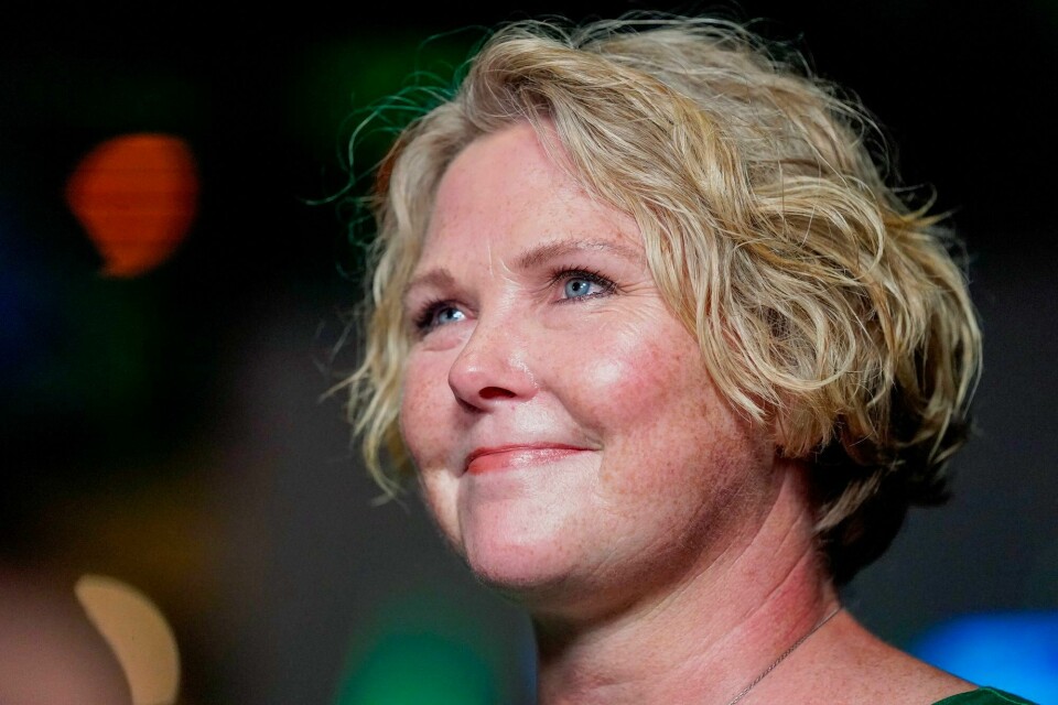 Utviklingsminister Anne Beathe Tvinnereim (Sp). Sp-nestleder Anne Beate Tvinnereim angrer ikke på reverseringspolitikken Senterpartiet har ført. Tvert imot er hun stolt av den.