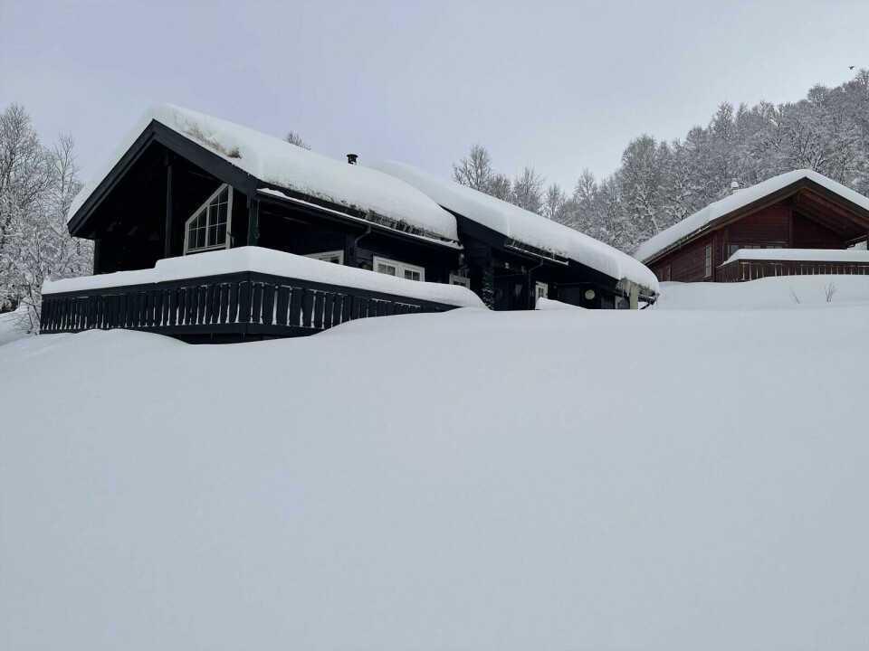 Hytten på Ådneram i Sirdal ligger sentralt like ved fjellbutikken, skitrekk og langrennsløyper. Hytten på Ådneram i Sirdal ligger sentralt like ved fjellbutikken, skitrekk og langrennsløyper