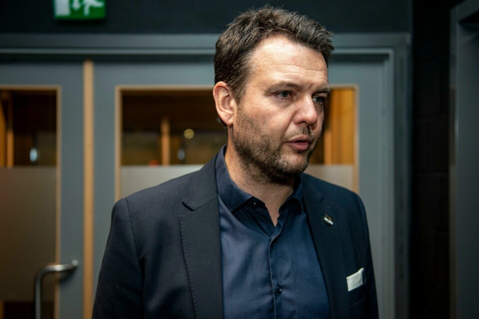 Sportsdirektør Pål Higson i Oilers er lei seg for at klubben aldri kom seg til Lørenskog for å spille kamp torsdag. Spesielt ettersom motstanderen skulle feire jubileum. Pål Higson