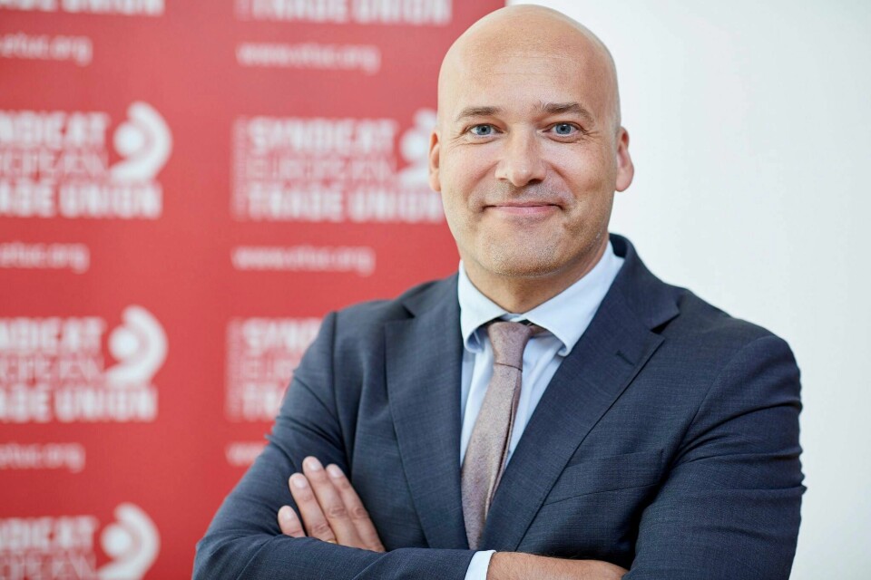 Claes-Mikael Stahl. Han er visegeneralsekretær i Den Europeiske Faglige Samorganisasjonen (ETUC). Claes-Mikael Stahl. Han er visegeneralsekretær i Den Europeiske Faglige Samorganisasjonen (ETUC).