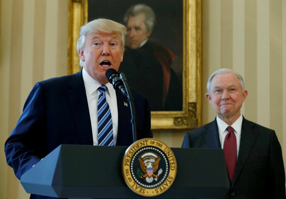 Dagen etter mellomvalget sparket president Donald Trump sin justisminister, Jeff Sessions. Konsekvensene skaper store bekymringer for Russland-granskningen.