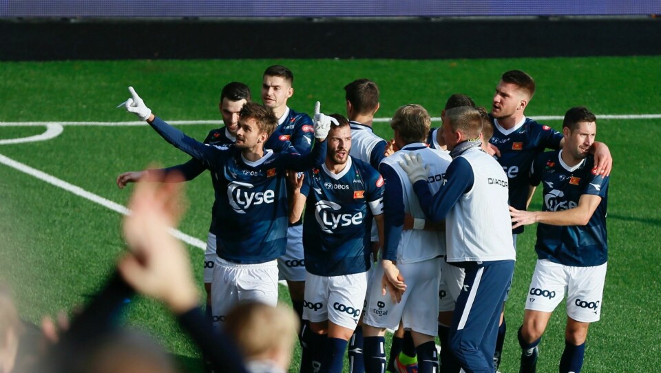 Johnny Furdal har spilt en avgjørende rolle for Viking i høst, og i siste kamp er det nettopp midtbanemaestroen som ga Viking ledelsen. Foto: Frode Olsen Johnny Furdal har spilt en avgjørende rolle for Viking i høst, og i siste kamp er det nettopp midtbanemaestroen som ga Viking ledelsen. Foto: Frode Olsen