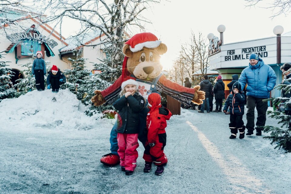Bli med på julemoro i den vakkert julepyntede Kongeparken! FOTO: LUND-GRUPPEN Bli med på julemoro i den vakkert julepyntede Kongeparken! FOTO: LUND-GRUPPEN