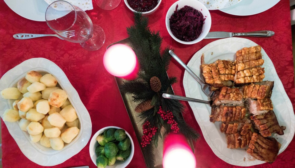 På landsbasis er det svineribbe som går av med seieren som den mest utbredte julematen på norske middagsbord på selveste julekvelden. 44 prosent av befolkningen oppgir at de velger ribbe på julaften.