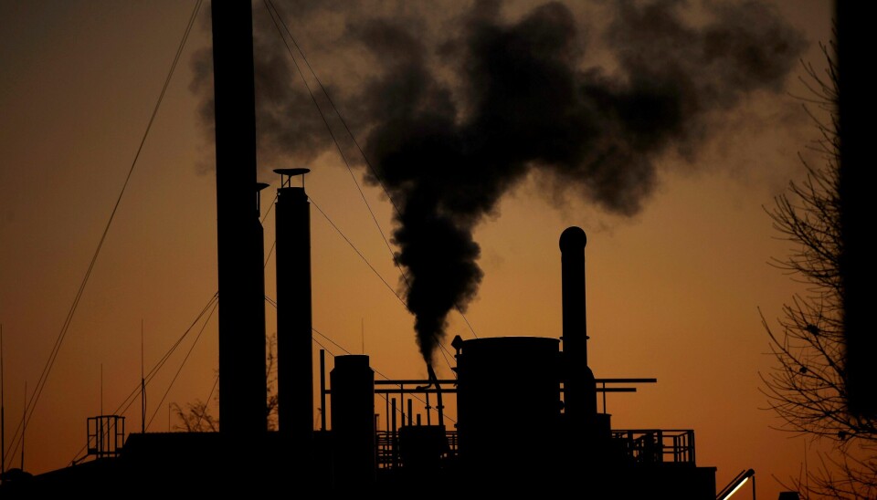 FNs klimapanel er klinkende klart på at vi må kutte utslipp og vi må endre måten vi lever på hvis vi skal etterlate hjemmet vårt sånn i noenlunde brukbar stand til neste generasjon. Foto: NTB scanpix