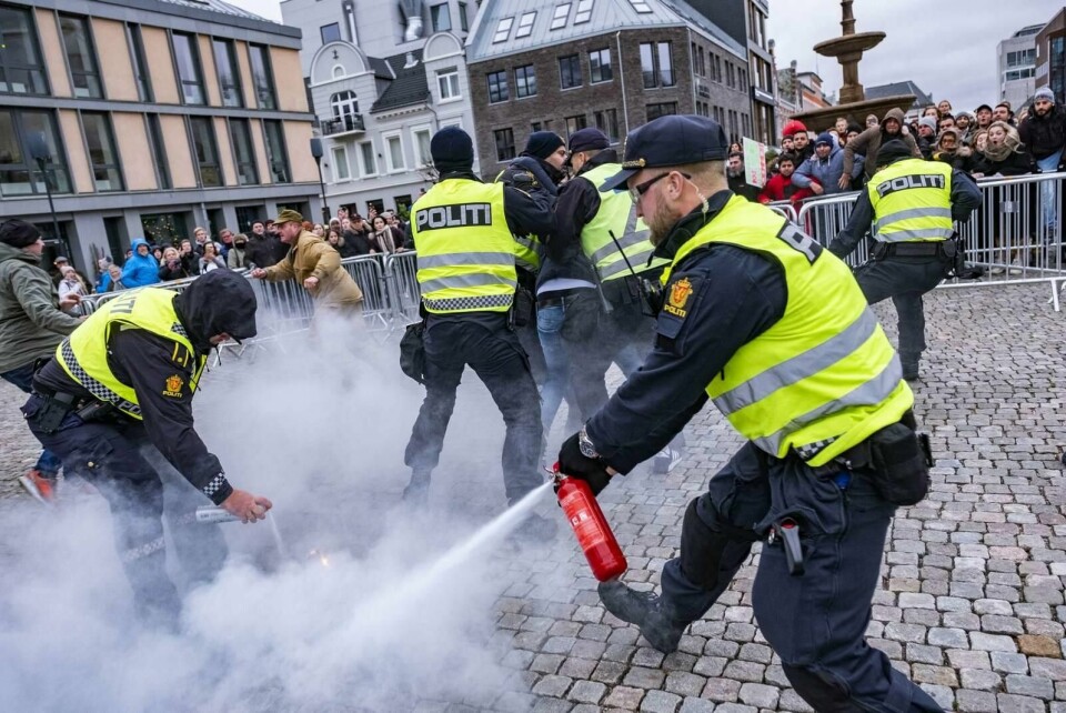 SIAN-aktivistar stod bak koranbrenninga i Kristiansand og vil ha eit endå større bokbål. Foto: Tor Erik Schrøder/NTB Scanpix