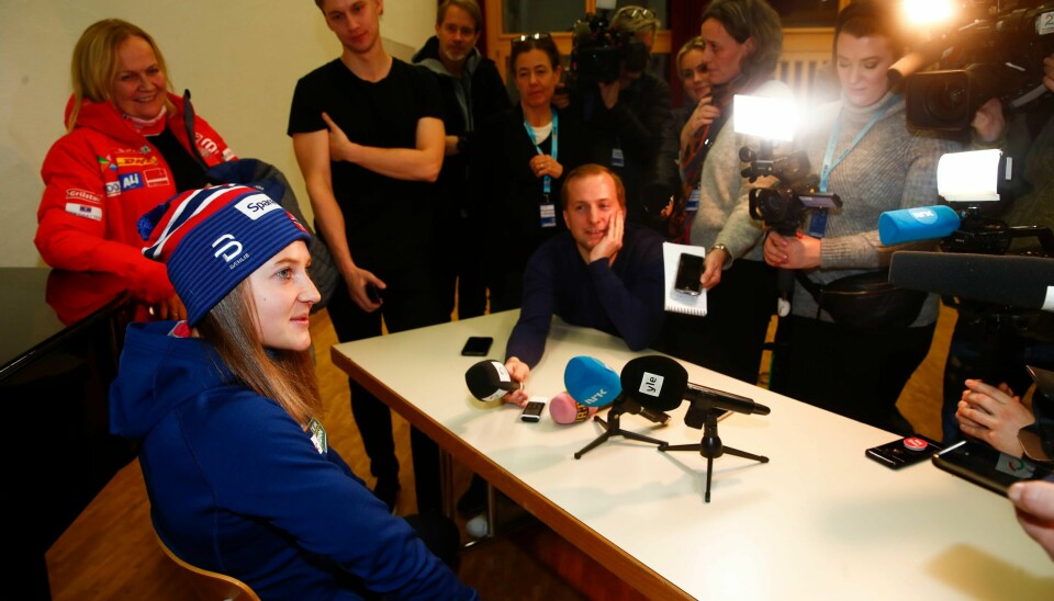 Ingvild Flugstad Østberg møtte pressen fredag. Lørdag er hun tilbake i konkurranse. Foto: Terje Pedersen / NTB scanpix