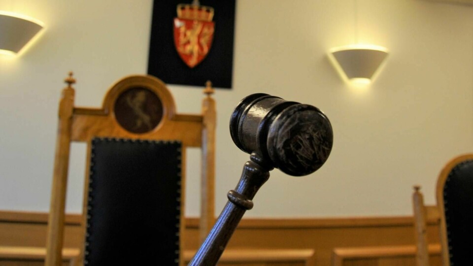 Et ektepar i 20-årene og en mann i 50-årene fra Fredrikstad er alle dømt for forsikringssvindel etter å ha diktet opp ferieturer.