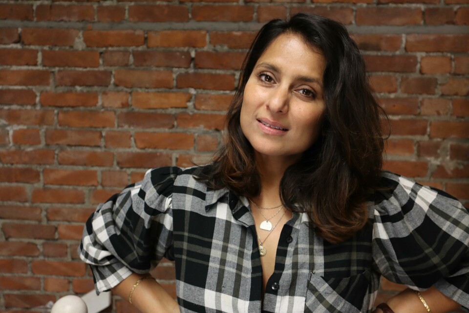 Ritu Eskeland, bosatt i Lier, driver firmaet «Dia Dia Norge AS» sammen med broren Vikram Gupta. Designer klesmerket «MISSMAYA». Ritu Eskeland, bosatt i Lier, driver firmaet «Dia Dia Norge AS» sammen med broren Vikram Gupta. Designer klesmerket «MISSMAYA».