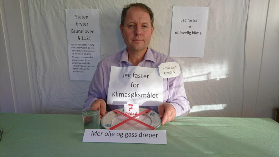 Thomas Cottis er meget bekymret for hva som kommer til å skje med dem som kommer etter ham om den globale oppvarmingen bare fortsetter. Han har selv tre barn og ett barnebarn.