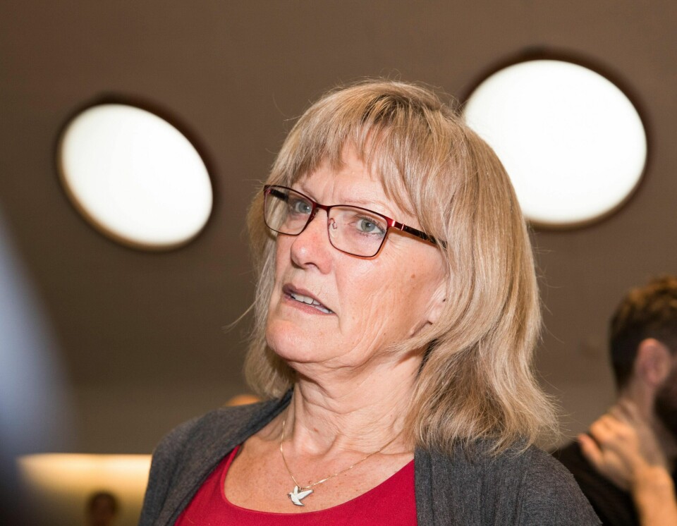 SVs Karin Andersen mener statsråd Nikolai Astrip tar feil når det gjelder SVs plan for unge å komme seg inn på boligmarkedet.