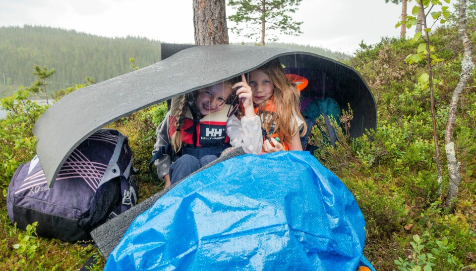 «Husk at hvis du som forelder poster bilder og informasjon om barna til stadighet, fratar du dem faktisk muligheten til å definere sin egen identitet digitalt.» Illustrasjonsfoto: