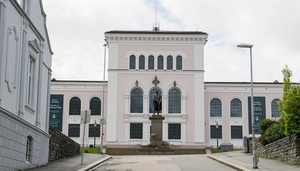 Det er vanskeligere å bli journaliststudent ved Universitetet i Bergen enn på Oslo Met i år. Det er vanskeligere å bli journaliststudent ved Universitetet i Bergen enn på Oslo Met i år. Foto: Marit Hommedal / NTB