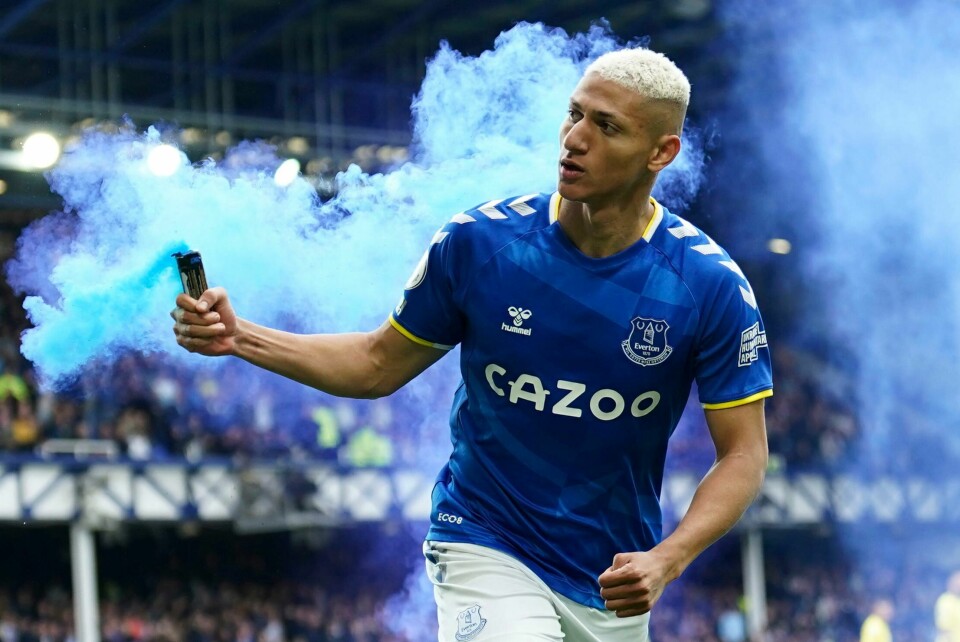 Everton-fansen raser etter klubbens eier Farhad Moshiri uttalte at han ikke ønsker å selge klubben. Tidligere i sommer solgte han og klubben Richarlison til Tottenham. Everton-fansen raser etter klubbens eier Farhad Moshiri uttalte at han ikke ønsker å selge klubben. Foto: Jon Super/AP Photo/NTB.
