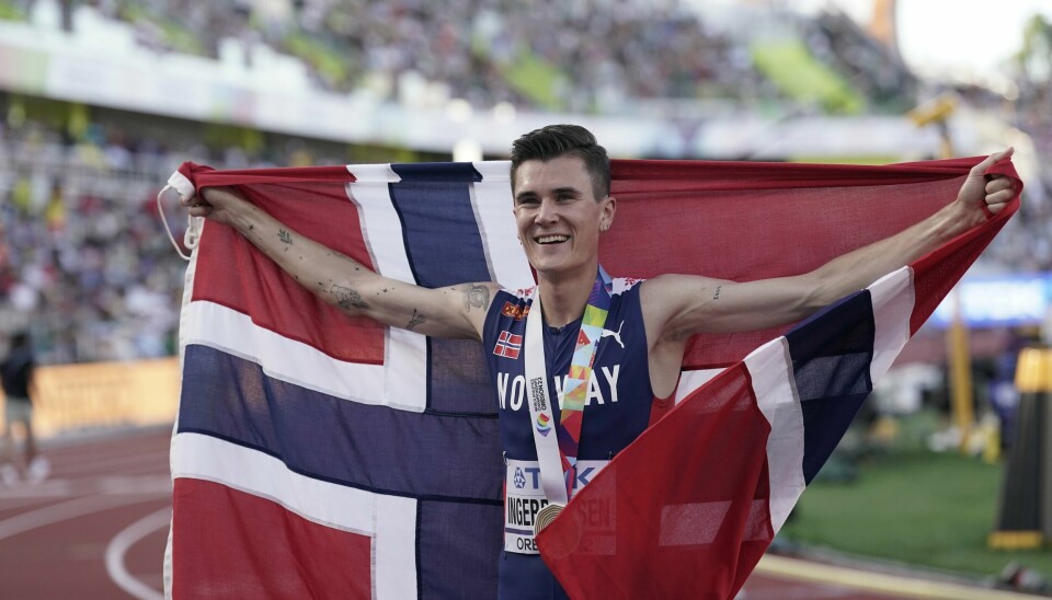 Jakob Ingebrigtsen løp inn til sitt første VM-gull da han var klart best på 5000-meteren på tiden 13.09,24 under friidretts-VM i Eugene mandag. Jakob Ingebrigtsen løp inn til sitt første VM-gull da han var klart best på 5000-meteren på tiden 13.09,24 under friidretts-VM i Eugene mandag.