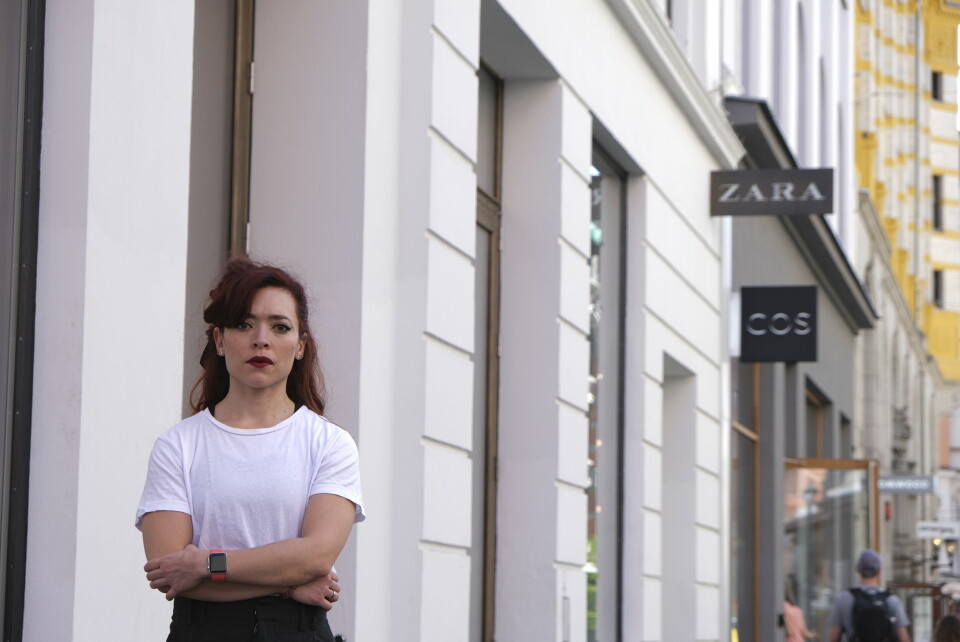 MISFORNØYD: Kun 20 av Alejandra Castros 170 kolleger ved Zara Karl Johan har fulltidskontrakter. Resten jobber deltid. Håpløst, mener Castro. Zara-ansatt Alejandra